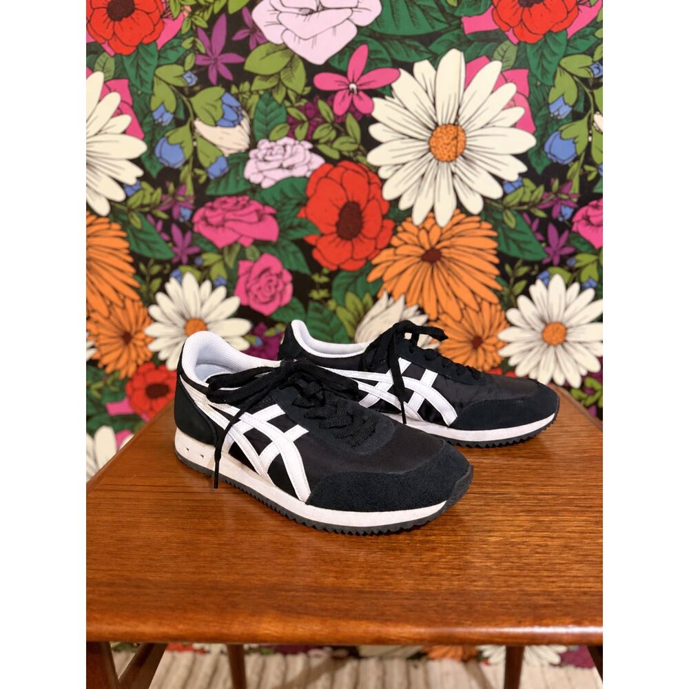 Onitsuka Tiger New York Black White Sneakers Men's 6.5 Women's 8 Retro